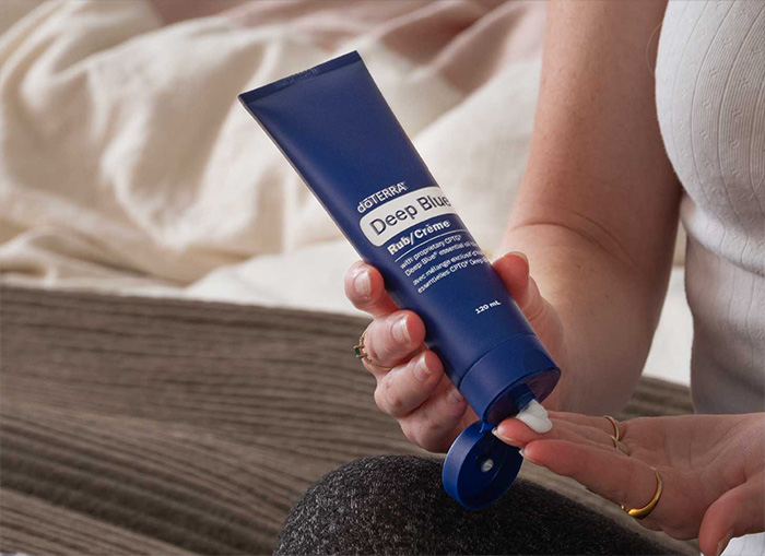 Deep Blue Cream in application